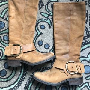 Brown leather Steve Madden boots